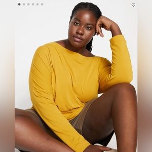 Wide neck, long sleeved t-shirt, Universal Standard